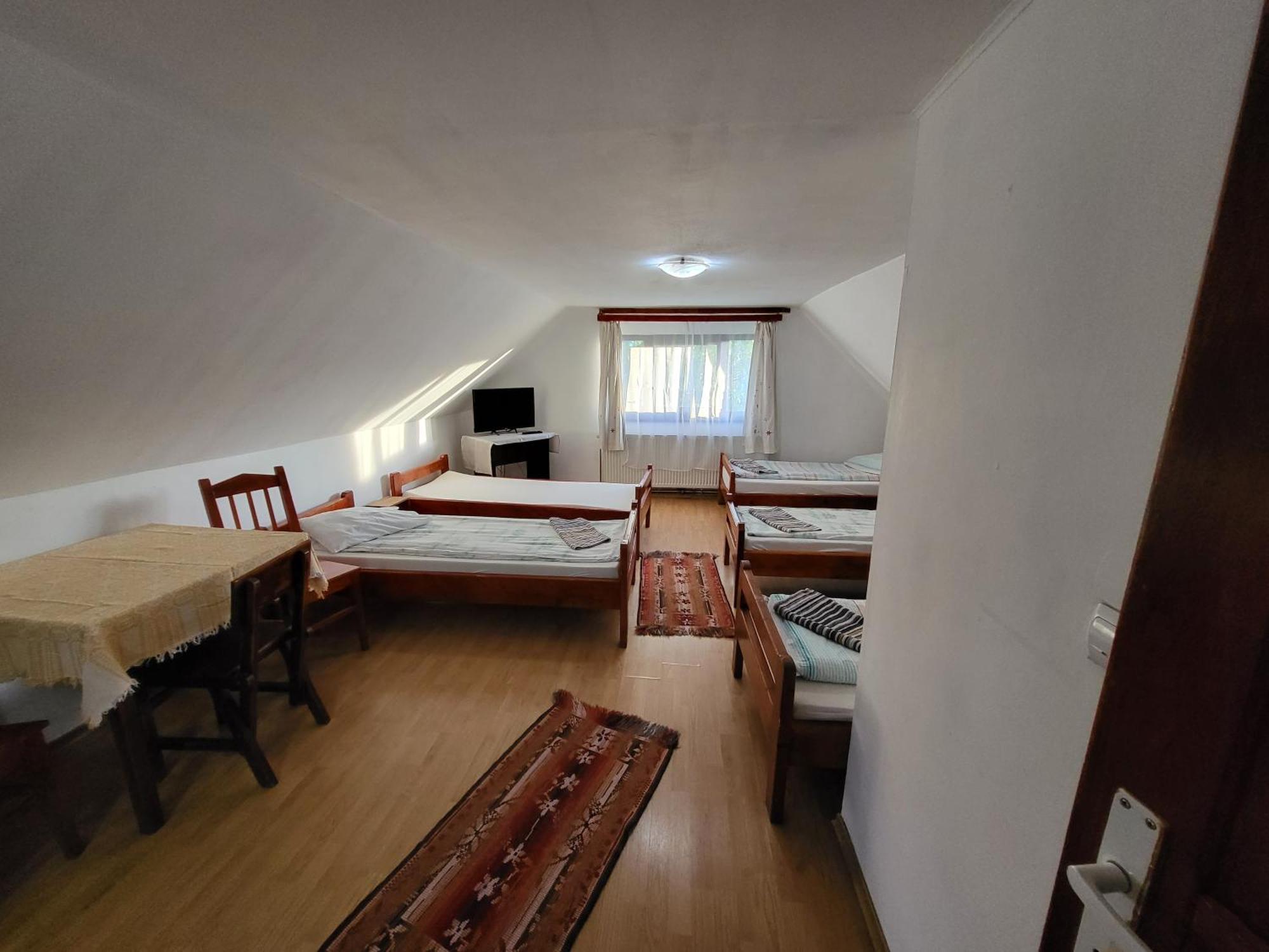 Hotel Betty Panzio Miercurea Ciuc Exteriér fotografie