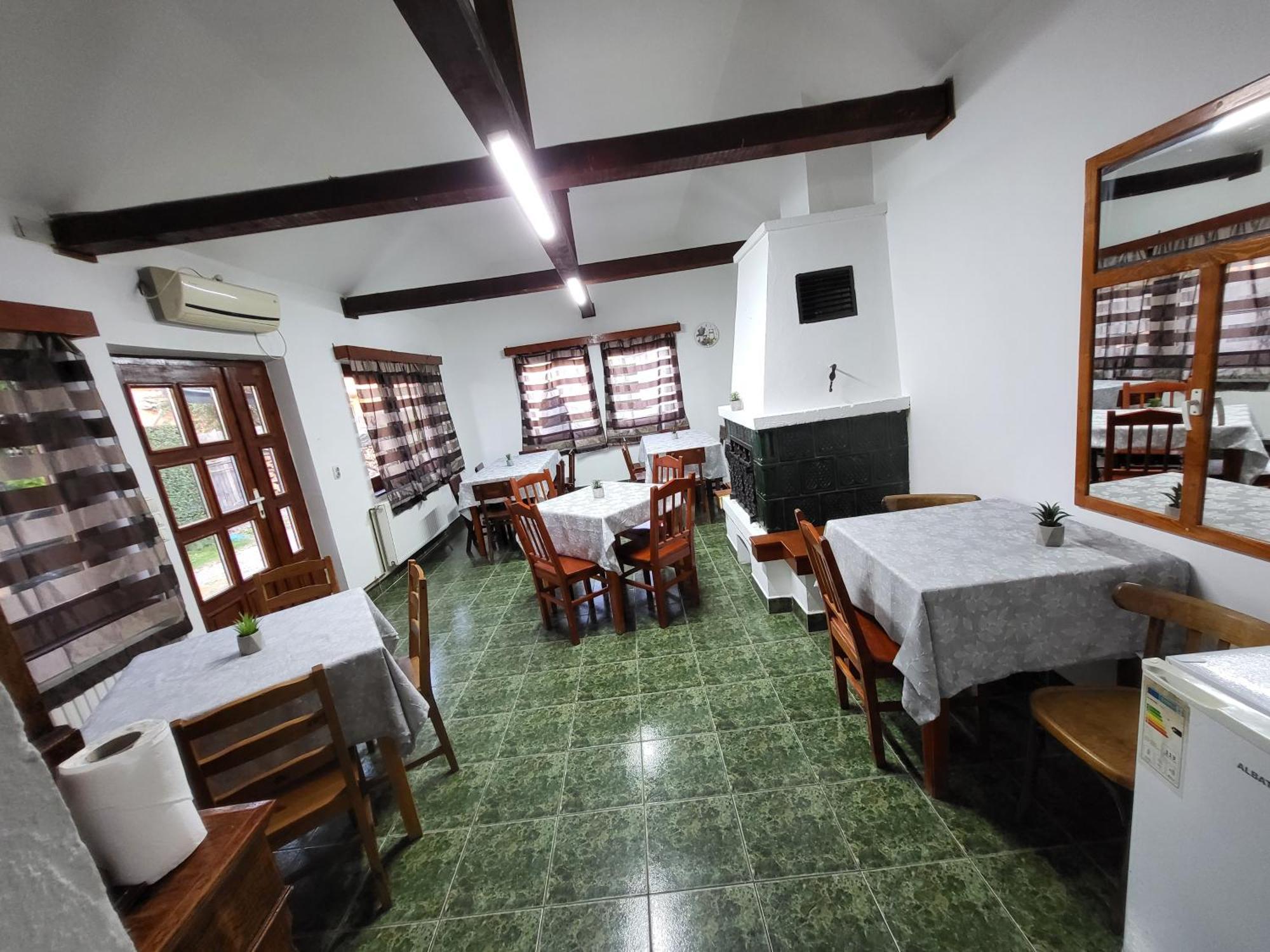 Hotel Betty Panzio Miercurea Ciuc Exteriér fotografie
